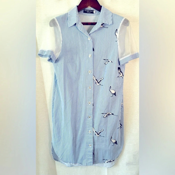 Kris & Tina Button Down T-Shirt Blue Pin Stripe Mesh Coastal Dress Size Small - Picture 1 of 6